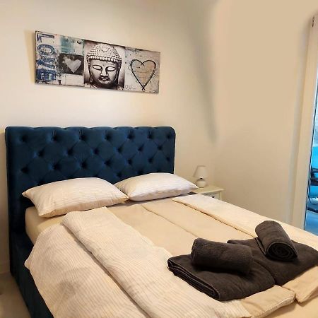 Apartman 1 โปเรช ภายนอก รูปภาพ