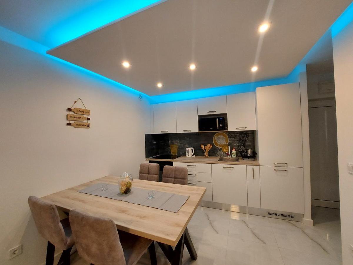 Apartman 1 โปเรช ภายนอก รูปภาพ